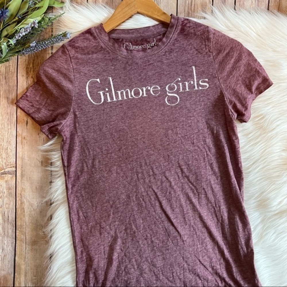 Gilmore Girls | short sleeve graphic tee shirt